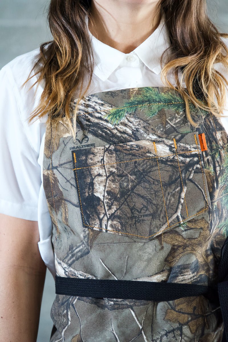 Realtree Camo Deluxe Chef Apron - Valentich Goods