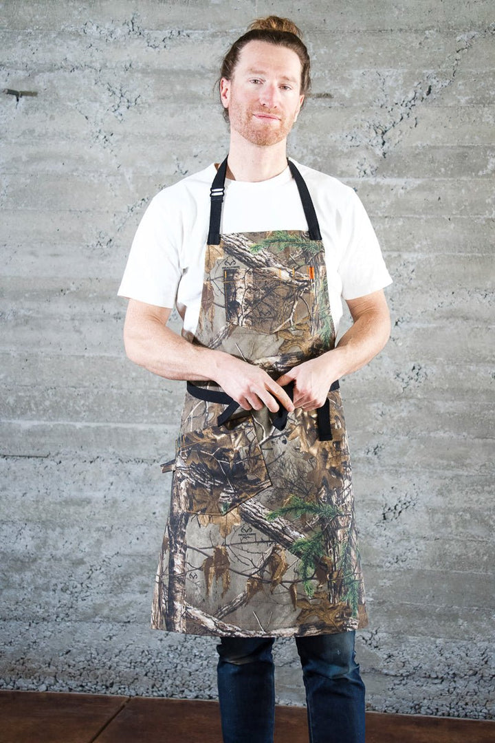 Realtree Camo Deluxe Chef Apron - Valentich Goods